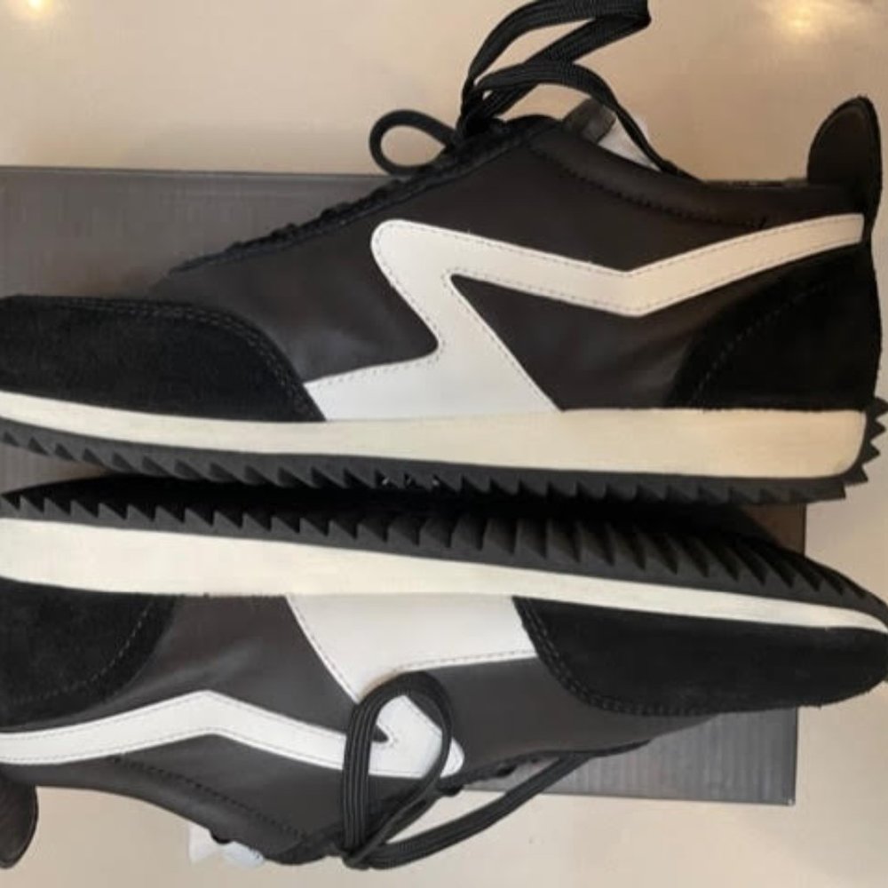 NWT - Brand new - Rag & Bone Retro Runner Black Shoe